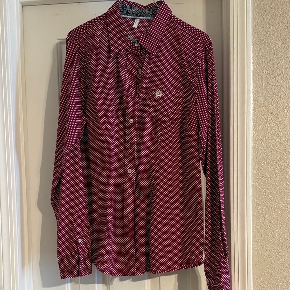 Women’s Cinch Burgundy Dot-Print Button-Down Shirt